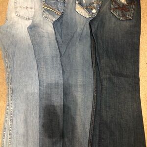 Womens BKE Jeans (4) Size 31x35 1/2 long.
